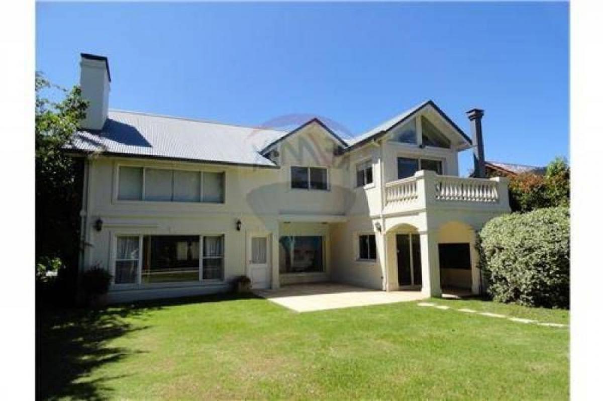 Casa T4 em Pilar, Argentina N.º 74614