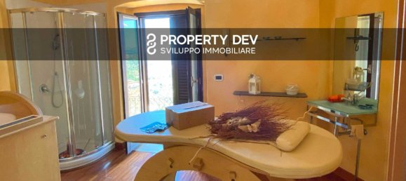 Коммерческая недвижимость с 1 комнатой в Минтурно, Италия № 263741 15