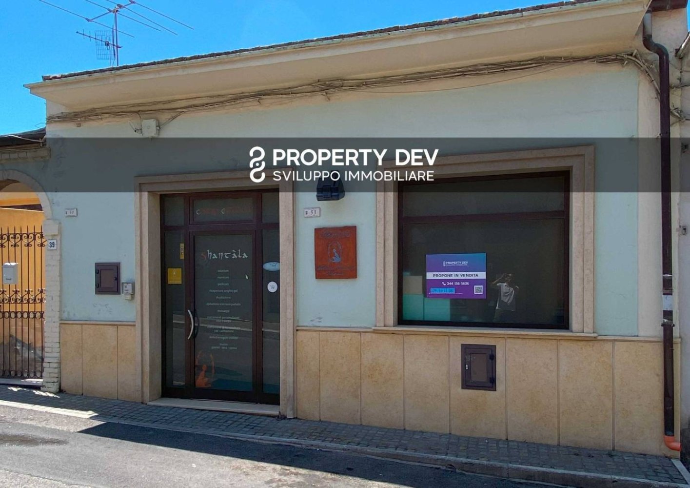 Коммерческая недвижимость с 1 комнатой в Минтурно, Италия № 263741