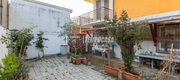 3 rooms Apartment in Castellanza, Italy No. 69886 22