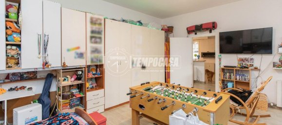 3 rooms Apartment in Castellanza, Italy No. 69886 19