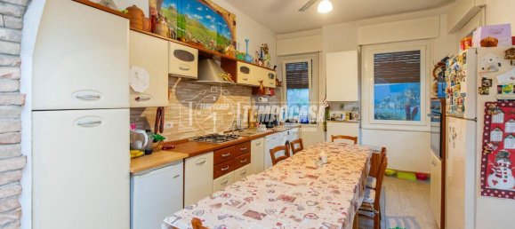 3 rooms Apartment in Castellanza, Italy No. 69886 9