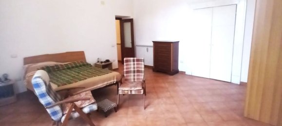 Apartamento de 3 habitaciónes en Maddaloni, Italy No. 263674 7