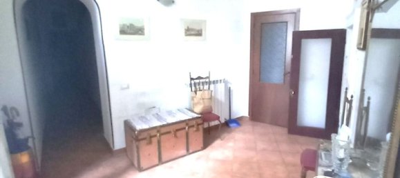Apartamento de 3 habitaciónes en Maddaloni, Italy No. 263674 4