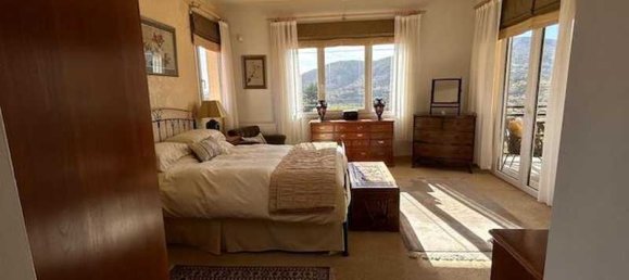 4 bedrooms Commercial property in Laneia, Cyprus No. 18609 11