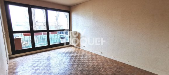1 bedroom Apartment in Fontenay-sous-Bois, France No. 169400 6