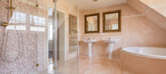 Casa de 10 divisões em Roth, Germany N.º 186734 15