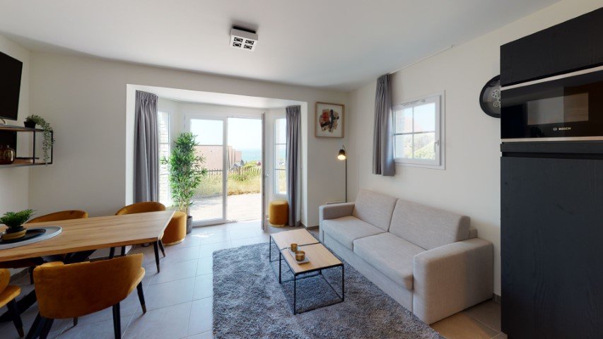 Квартира с 3 комнатами в Экиан-Плаж, Франция № 97894