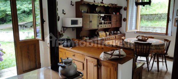 8 غرف نوم فيلا في Fontanigorda, Italy رقم 263110 30