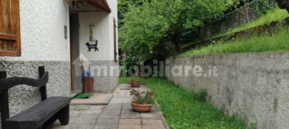 8 غرف نوم فيلا في Fontanigorda, Italy رقم 263110 15