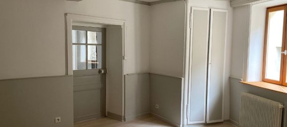 3 chambres Maison à Vertrieu, France No. 272085 2