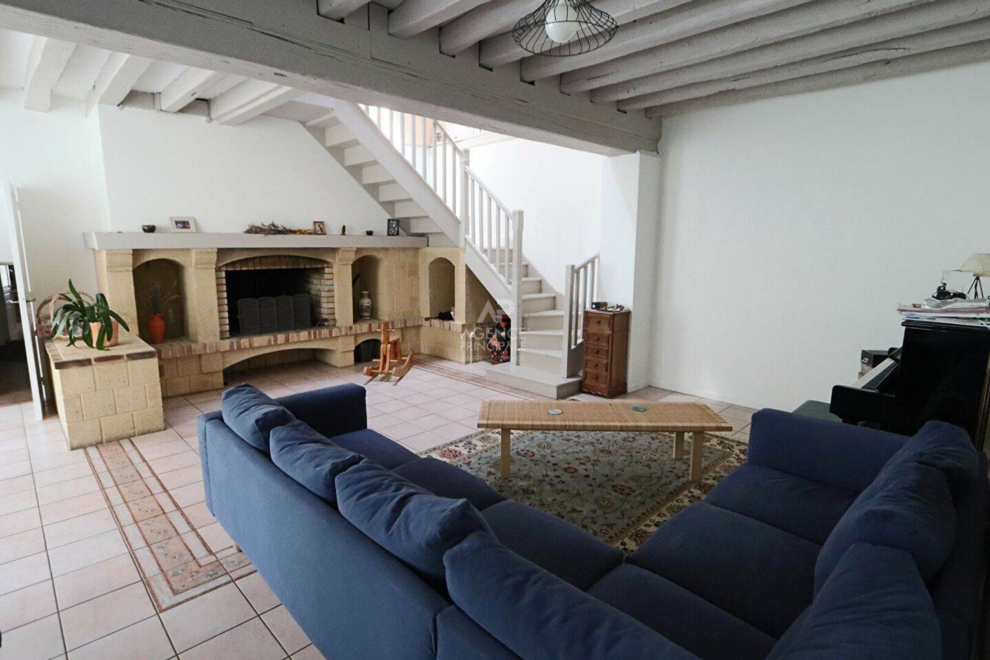 5 bedrooms House in Poissy, France No. 176941