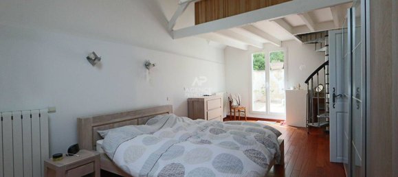 5 bedrooms House in Poissy, France No. 176941 14