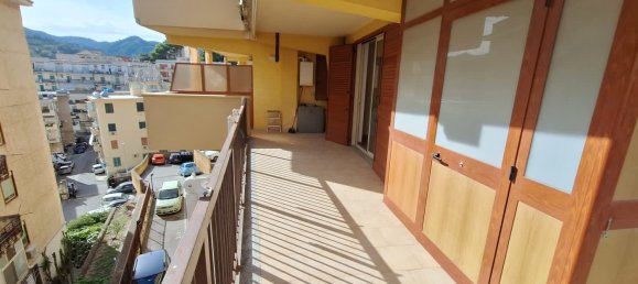 3 bedrooms Apartment in Messina, Italy No. 323033 14