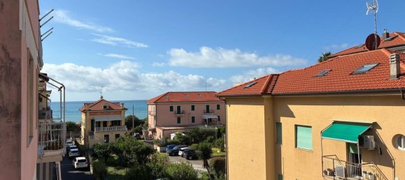 4 غرف نوم شقة في Borgio Verezzi, Italy رقم 322104 4