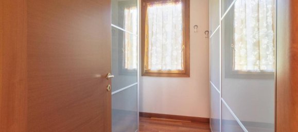 Villa de 8 divisões em Vimercate, Italy N.º 42642 53