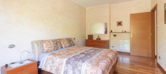 Villa de 8 divisões em Vimercate, Italy N.º 42642 47