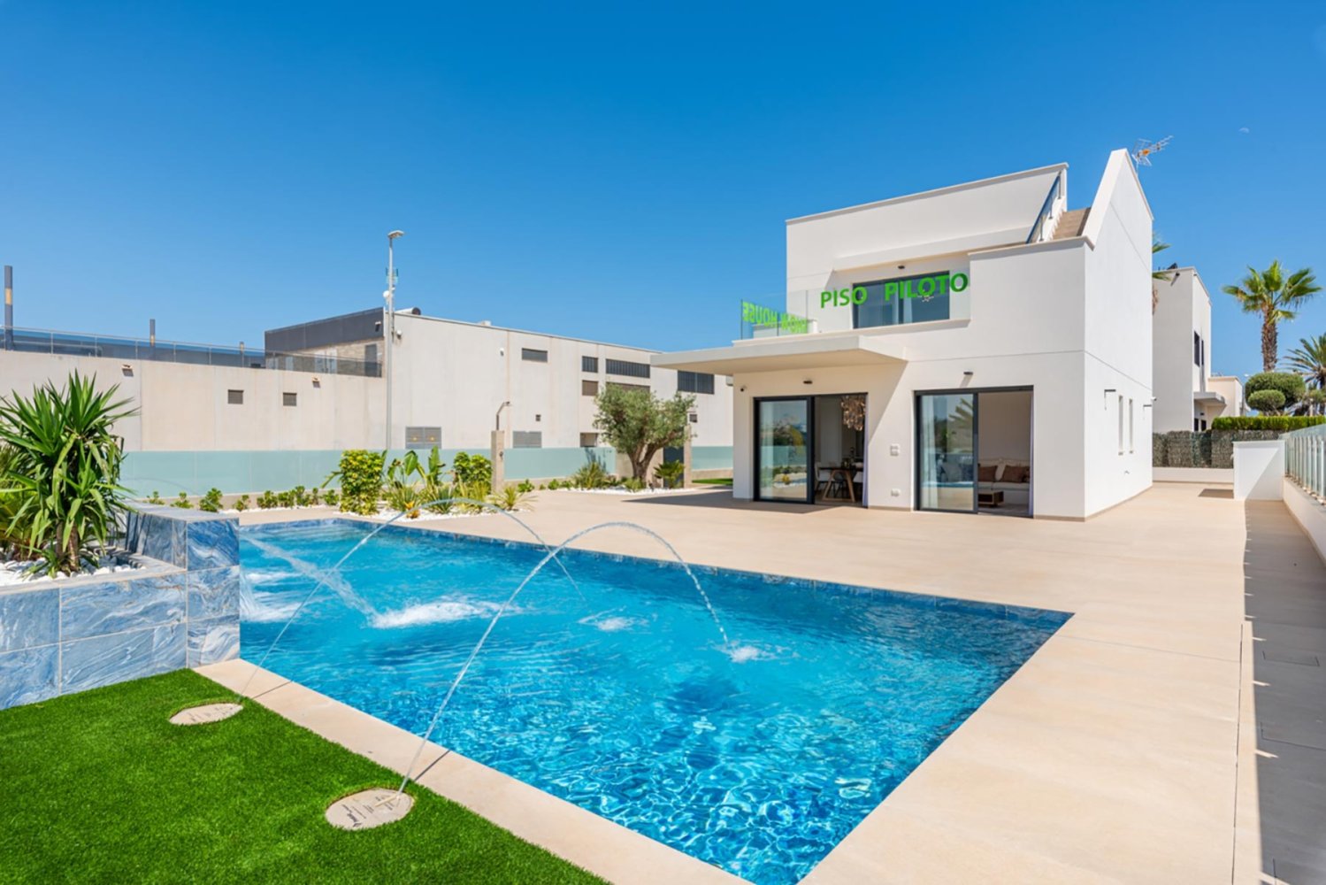 5 bedrooms Villa in Orihuela, Spain No. 16491