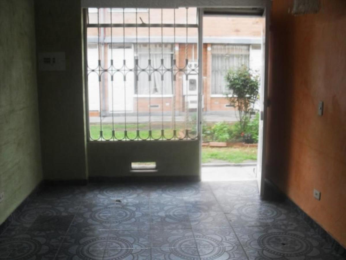 3 bedrooms House in Bogota, Colombia No. 9933