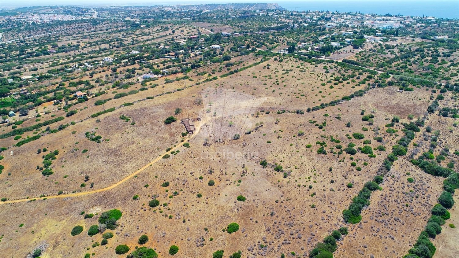 Terrain à Luz, Portugal 211782m² No. 60907