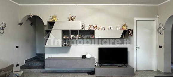 2 bedrooms House in Castiraga Vidardo, Italy No. 347613 9