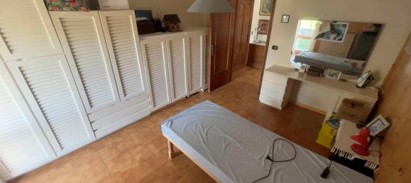 6-salle Appartement à Piateda, Italy No. 174175 9