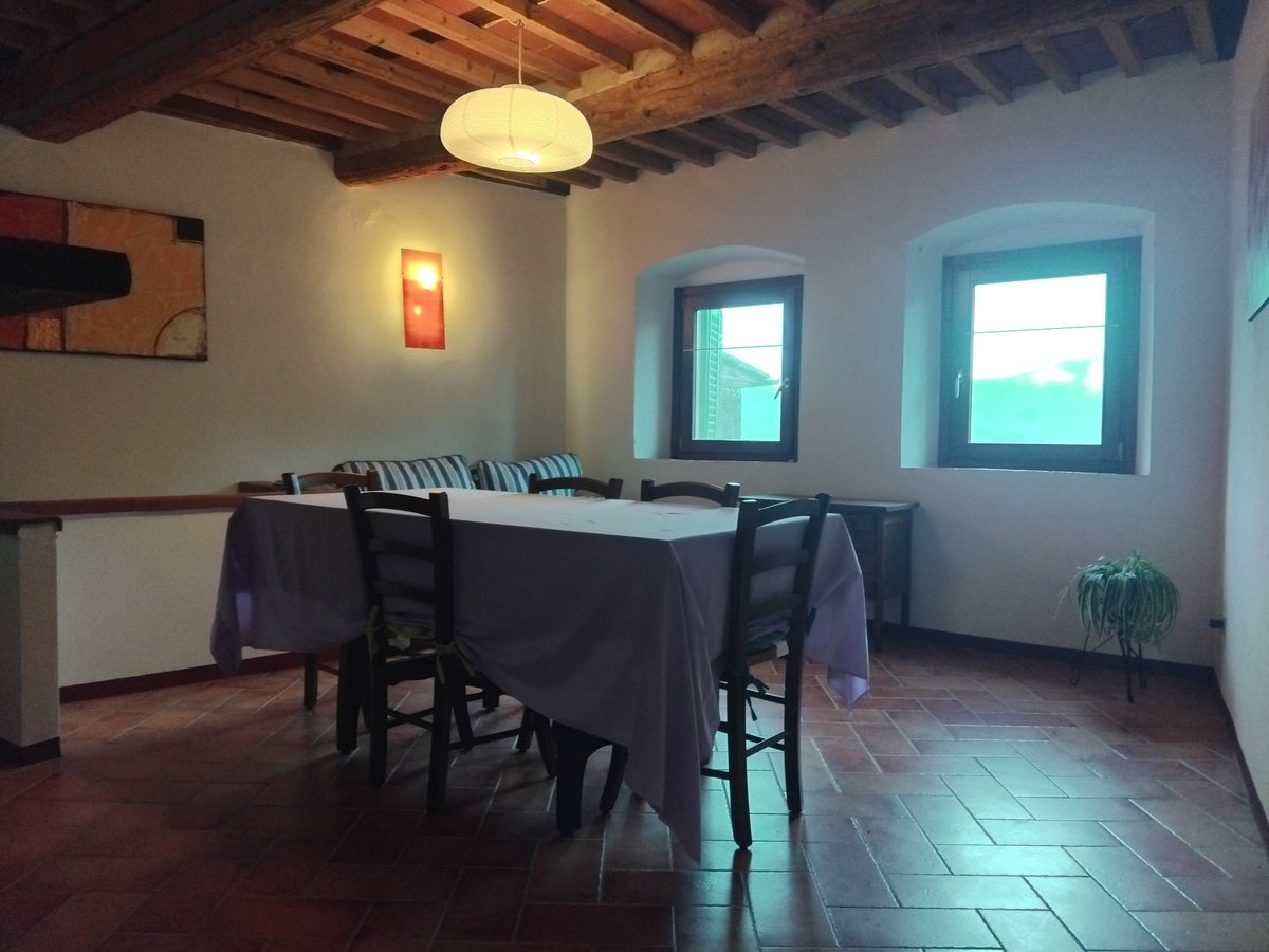 Casa T2 em Pescia, Italy N.º 39998