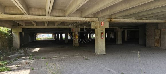 3445m² Building in Santo Stefano di Magra, Italy No. 121097 9