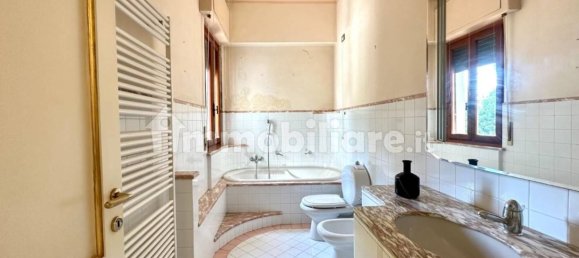 6 bedrooms Villa in Capannori, Italy No. 219458 11