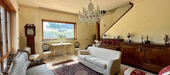 6 bedrooms Villa in Capannori, Italy No. 219458 6