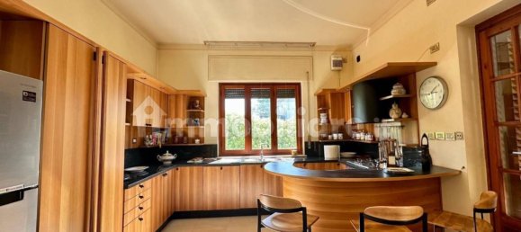 6 bedrooms Villa in Capannori, Italy No. 219458 9