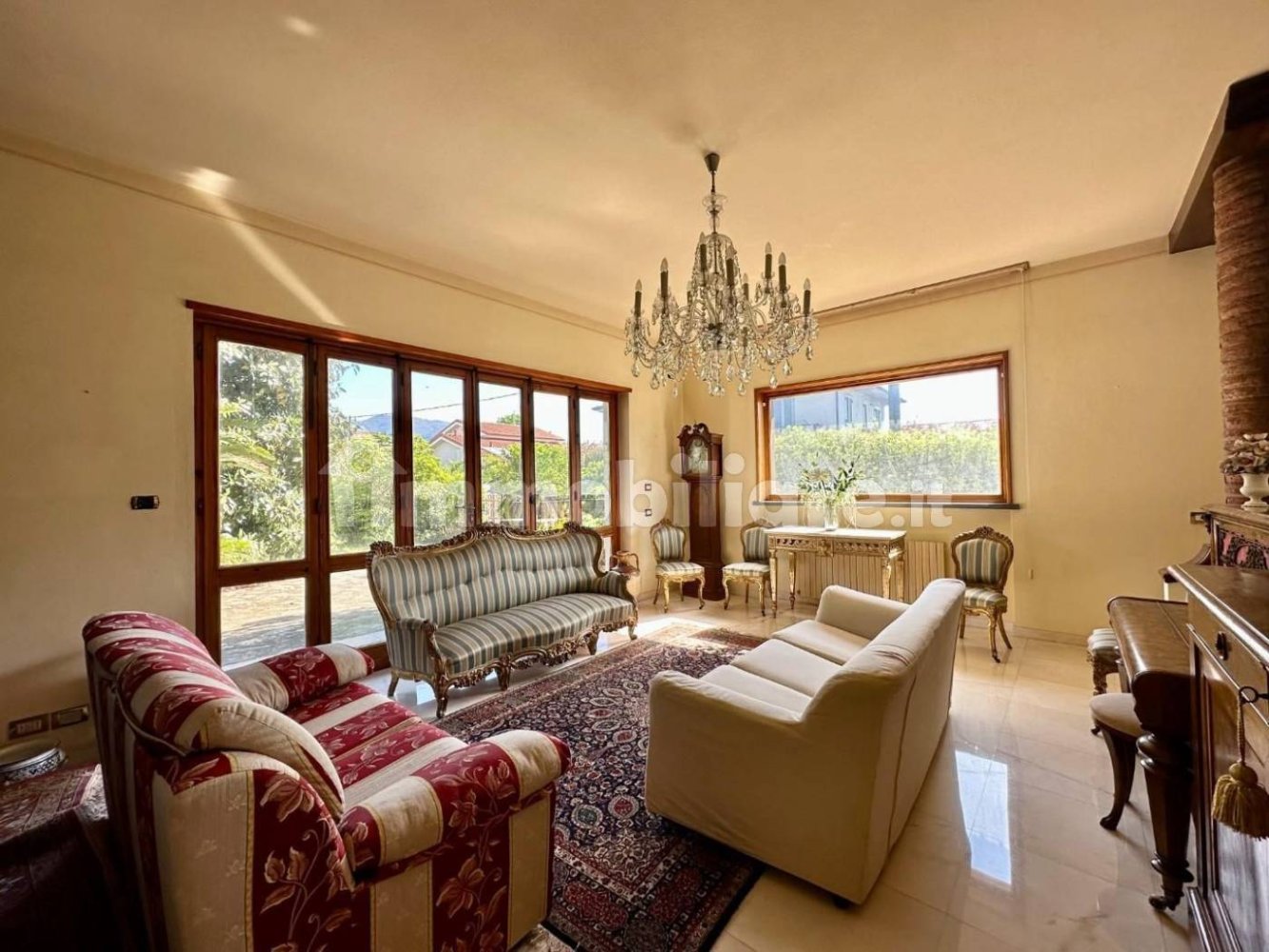 6 bedrooms Villa in Capannori, Italy No. 219458