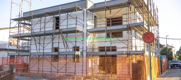 5 rooms Villa in Venice, Italy No. 5141 2