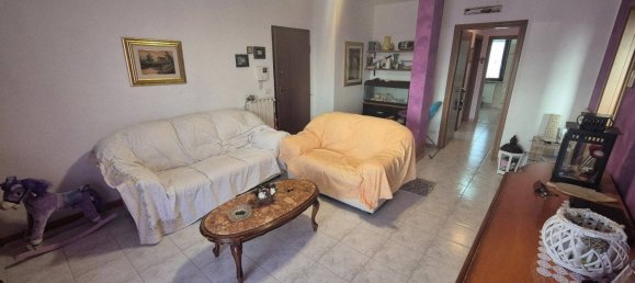 2 bedrooms Apartment in Trecate, Italy No. 140977 10