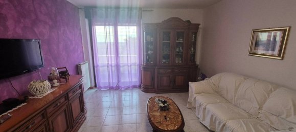 2 bedrooms Apartment in Trecate, Italy No. 140977 4