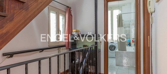 2 bedrooms House in Rome, Italy No. 62982 20