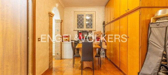 2 bedrooms House in Rome, Italy No. 62982 4