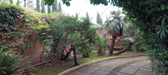 8 rooms House in Latina, Italy No. 47760 6