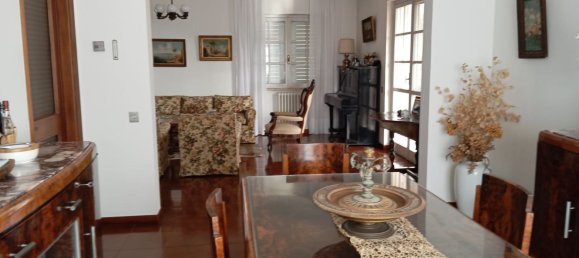 8 rooms House in Latina, Italy No. 47760 13