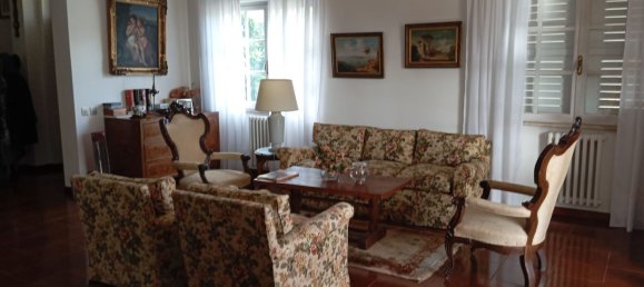 8 rooms House in Latina, Italy No. 47760 16