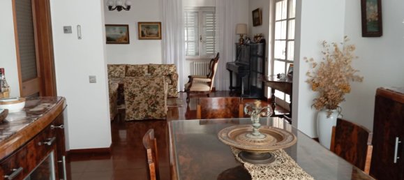 8 rooms House in Latina, Italy No. 47760 12