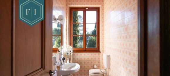 5 rooms Villa in Florence, Italy No. 37581 30