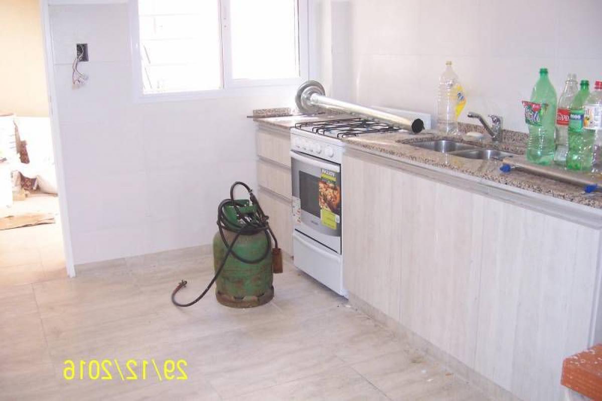 Дом с 3 спальнями в Буэнос-Айрес, Аргентина № 86679