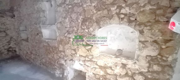 4 rooms House in Modica, Italy No. 62228 7