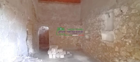 4 rooms House in Modica, Italy No. 62228 5