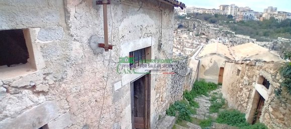 4 rooms House in Modica, Italy No. 62228 2