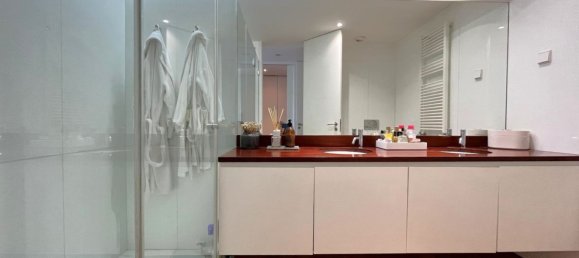 Квартира с 4 спальнями в Порту, Португалия № 143040 12