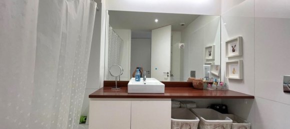 Квартира с 4 спальнями в Порту, Португалия № 143040 16