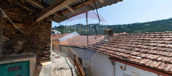 3 bedrooms House in Ceira, Portugal No. 169165 18