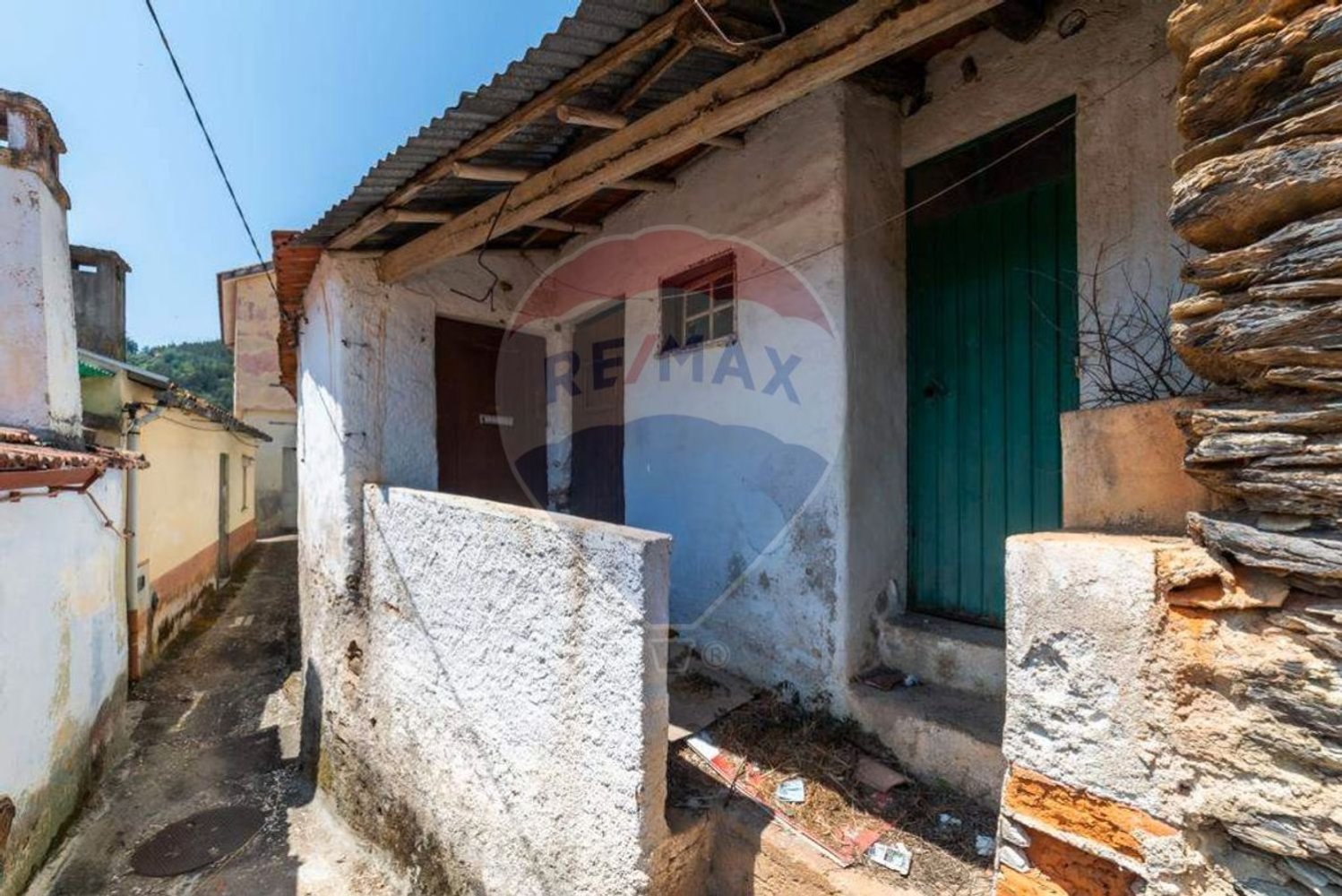 3 bedrooms House in Ceira, Portugal No. 169165